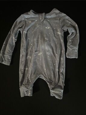 Kids' Space-Print Zip Footie One-Piece in Gray
